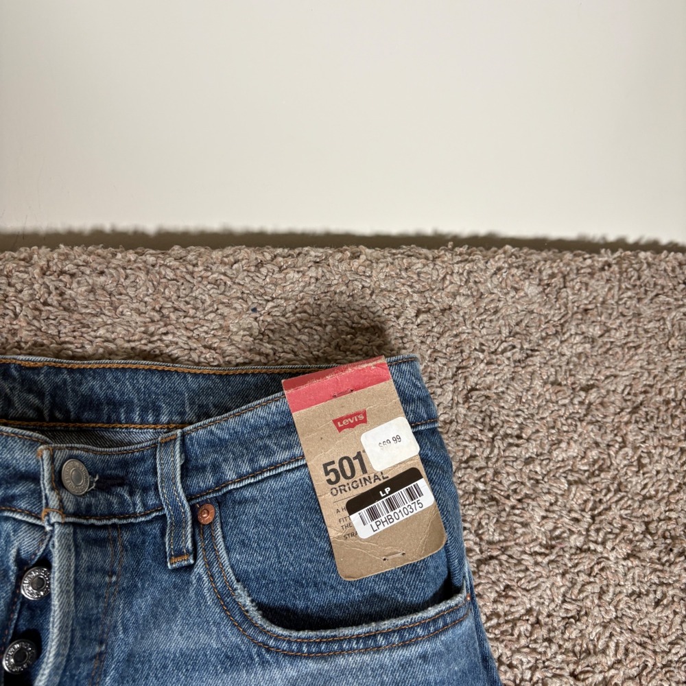 Levi's 501 Original Fit Button Fly Jeans Women's 31x30 Blue Denim - Picture 4 of 9